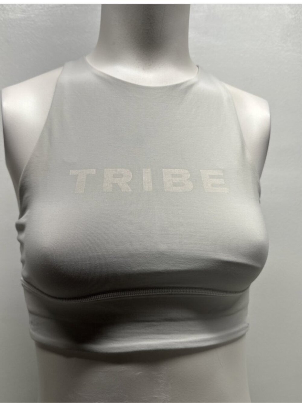 Lululemon Energy Sports Bra High Neck Strappy Back Unpadded Tribe White Size 6